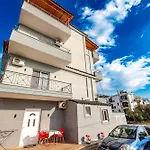 Zogaj Guesthouse